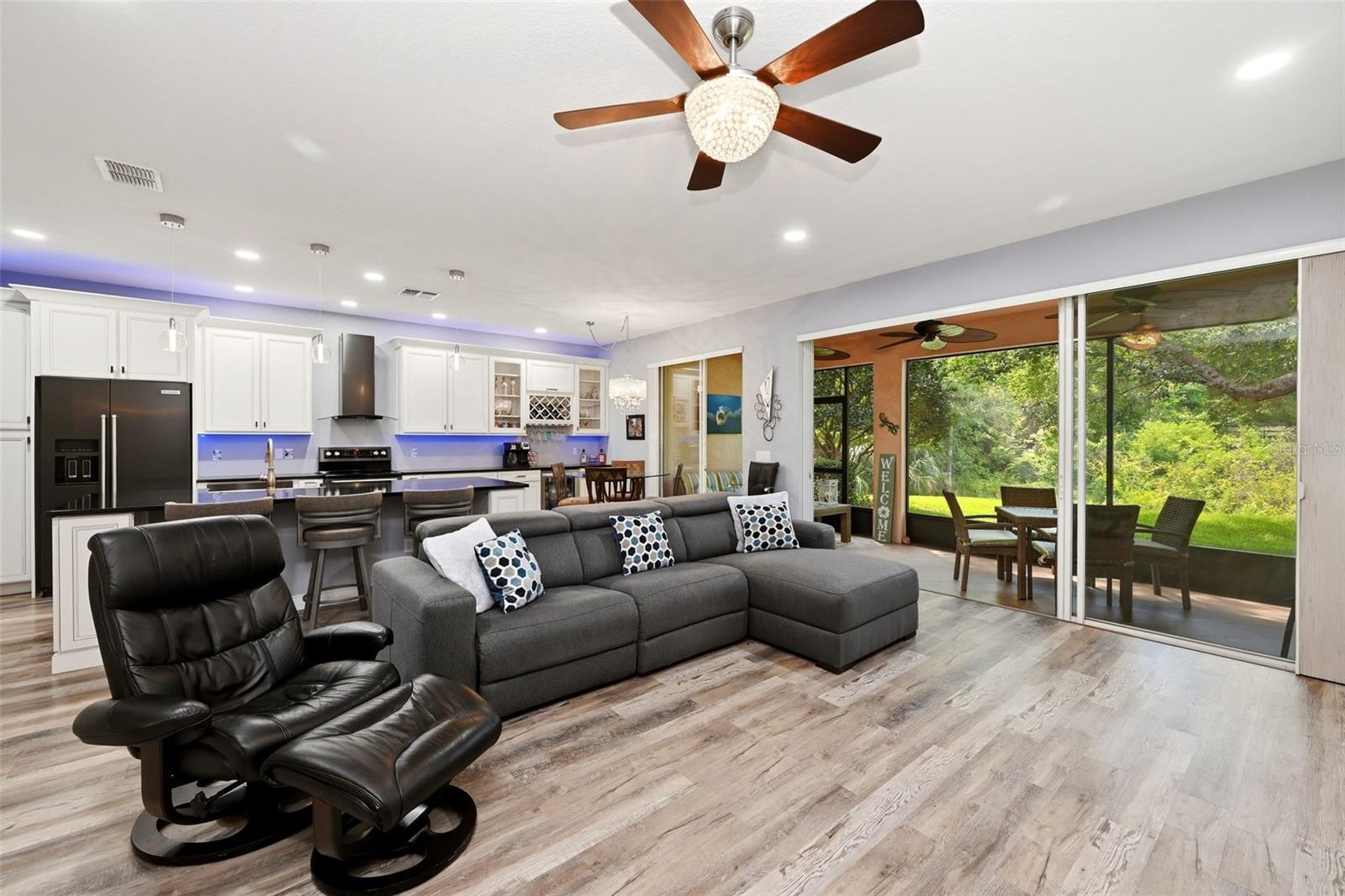Image 21 of 50 For 8334 Riverdale Lane 10320