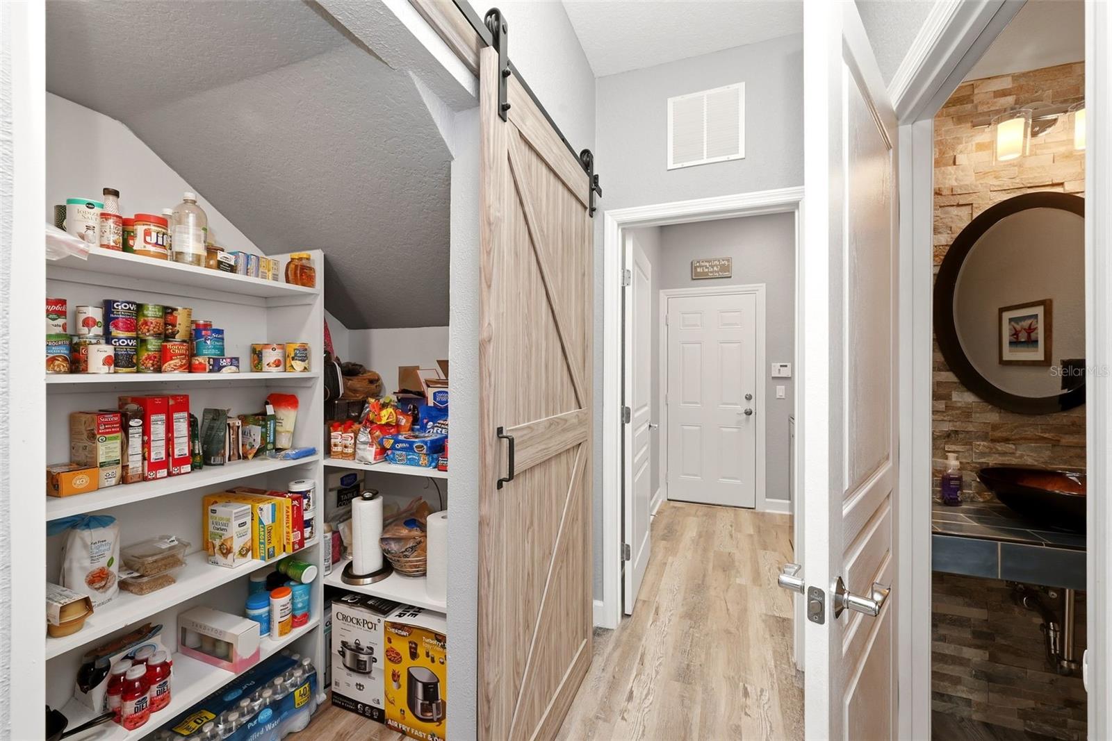 Image 26 of 50 For 8334 Riverdale Lane 10320