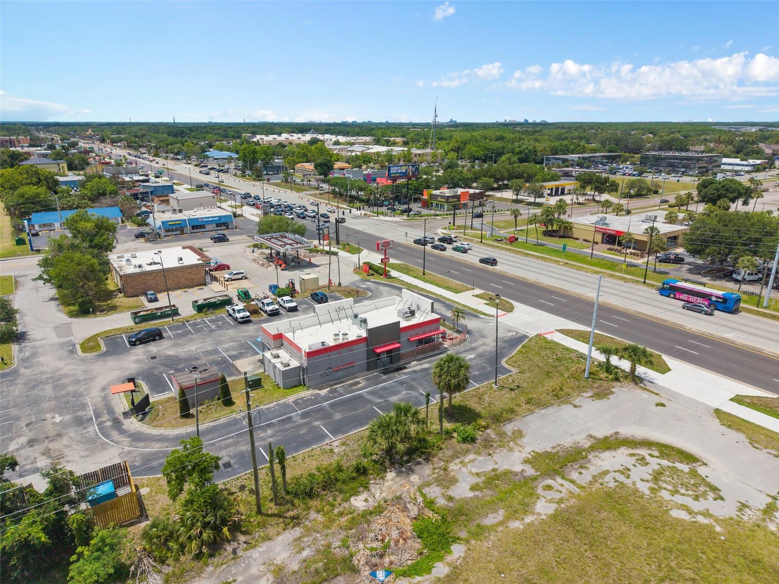 Image 19 of 26 For 3250 Vine Street