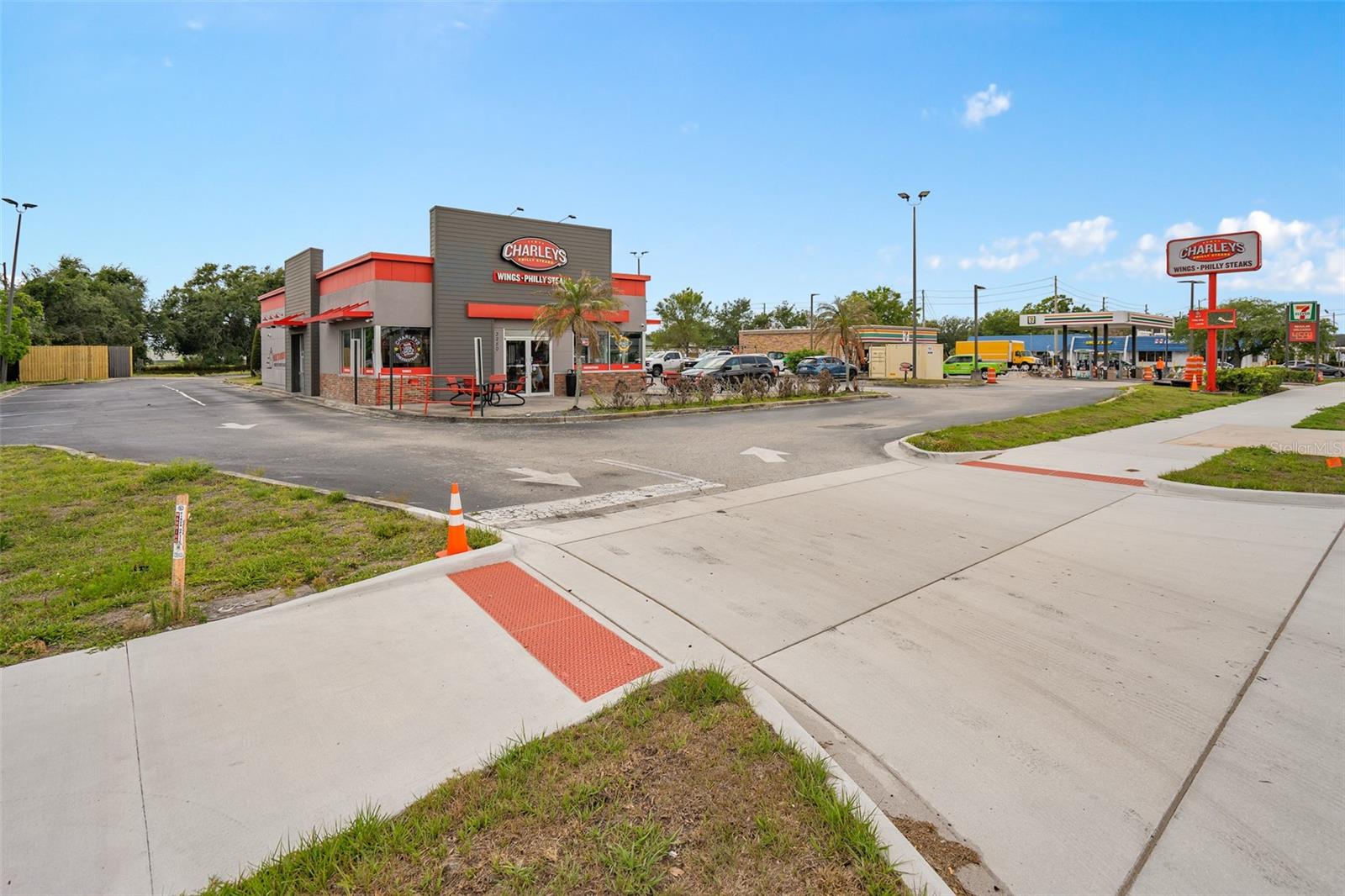 Image 8 of 26 For 3250 Vine Street