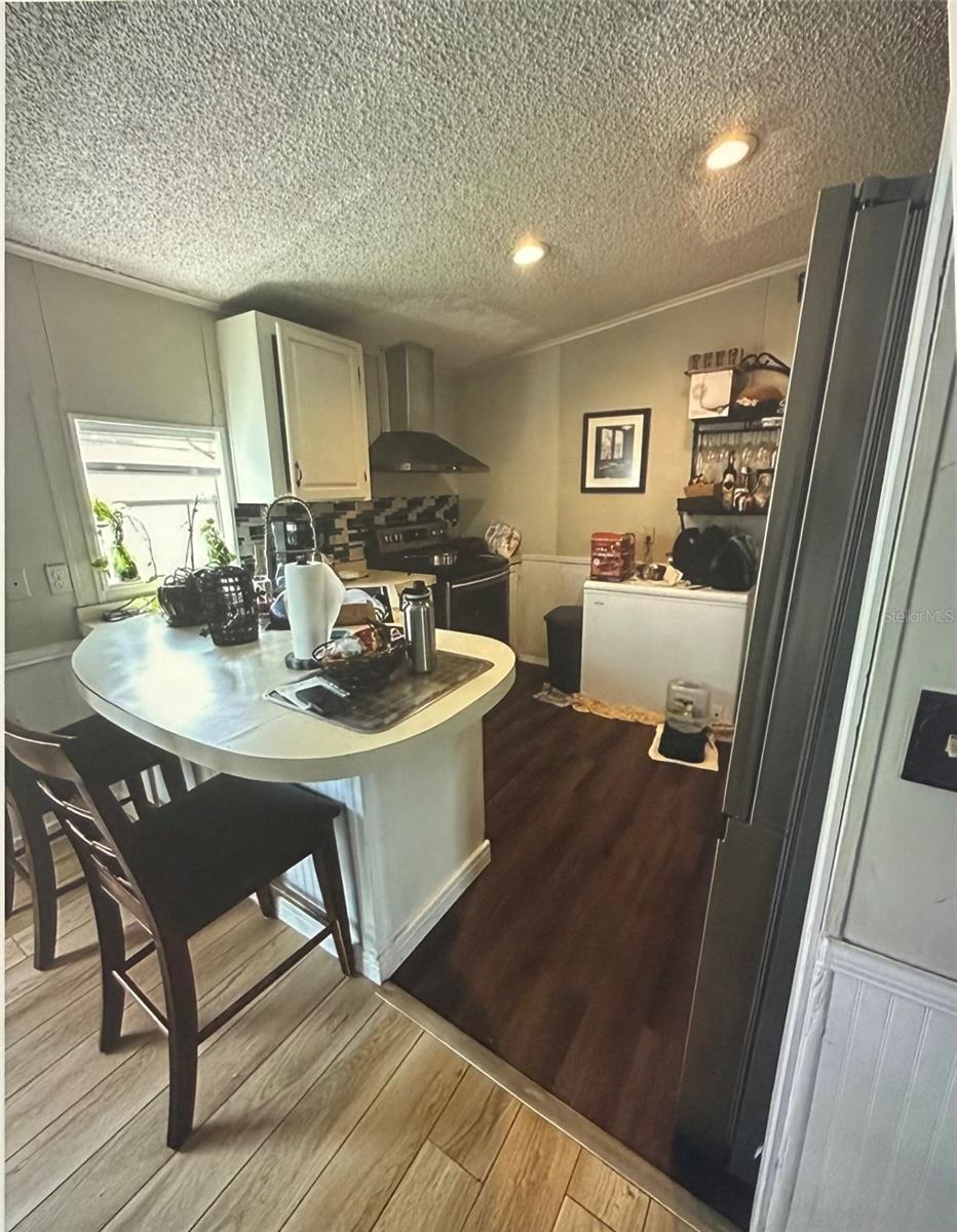 Image 4 of 7 For 50989 Highway 27  210
