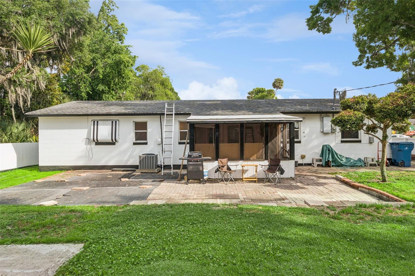 Image 27 of 32 For 1152 Pineview Drive