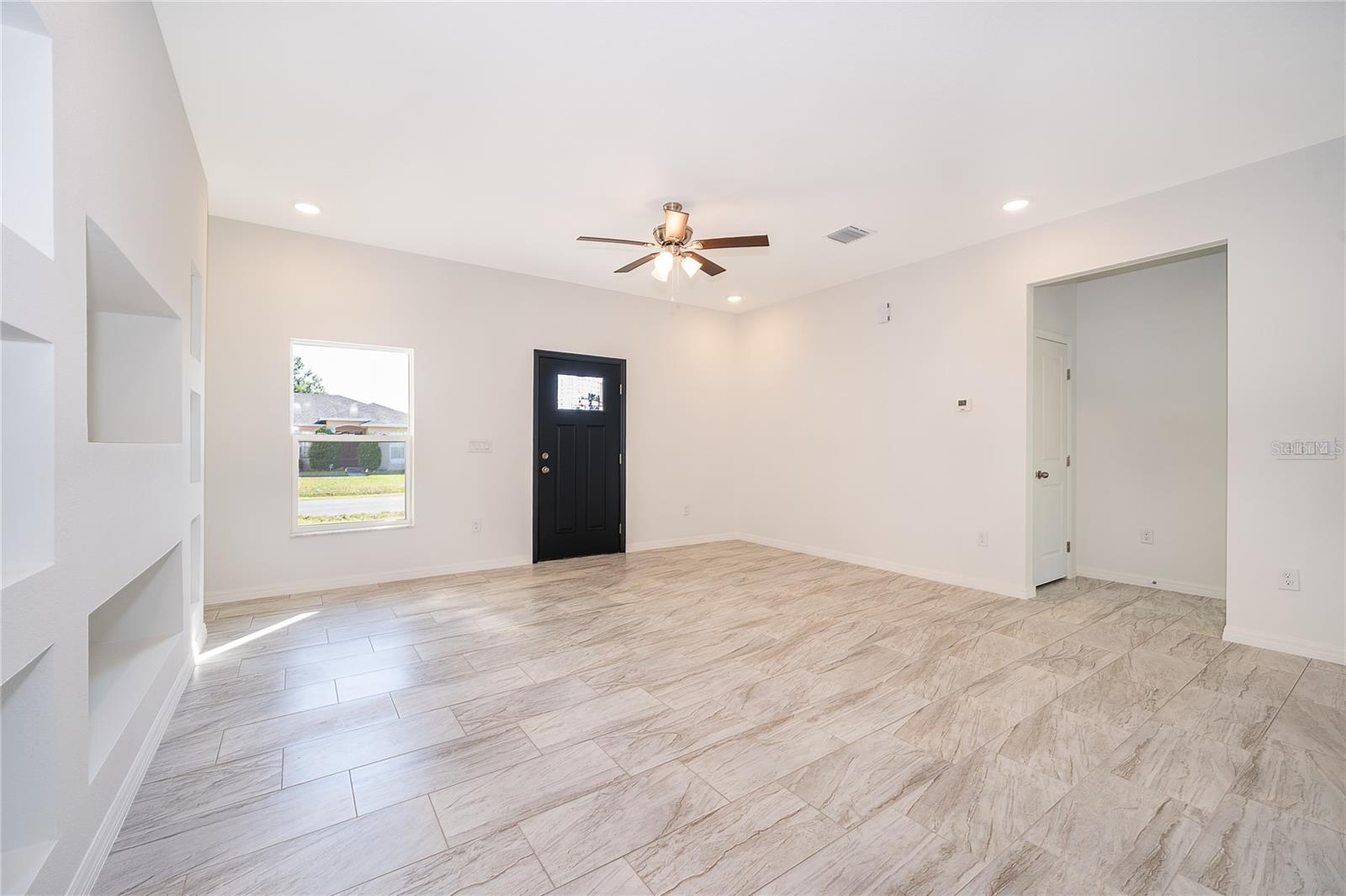 Image 15 of 28 For 600 Rosaro Court