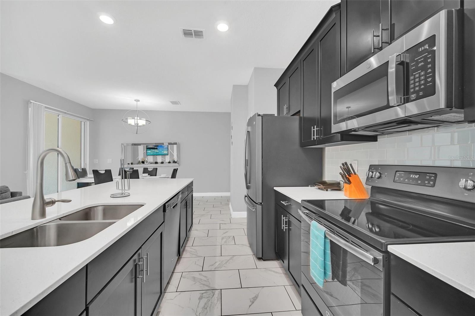 Image 11 of 40 For 1569 Plunker Drive