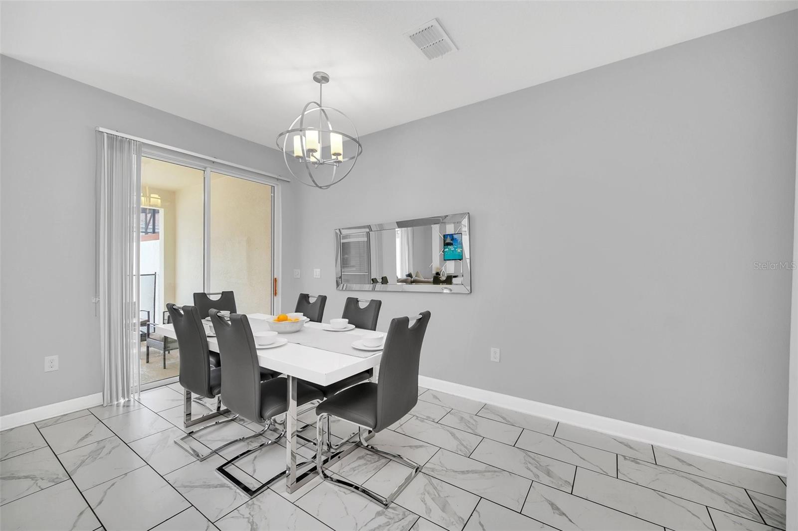 Image 12 of 40 For 1569 Plunker Drive