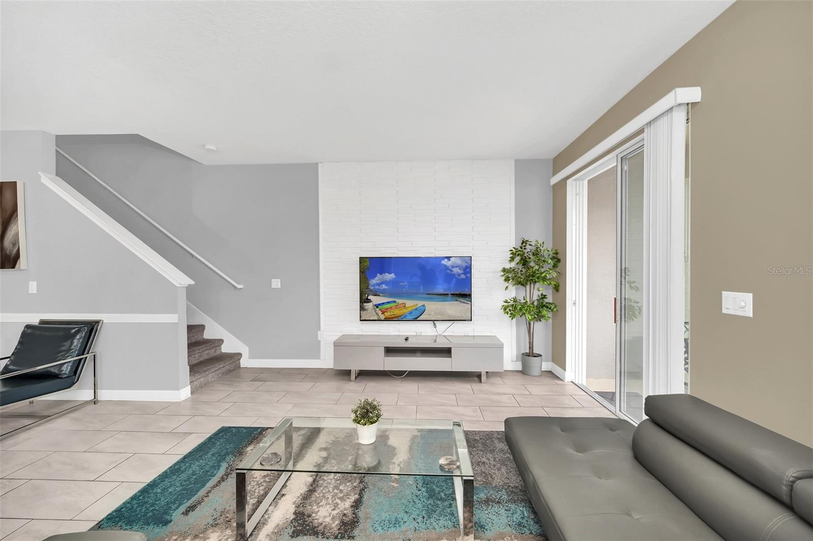 Image 18 of 47 For 9017 Dogleg Drive