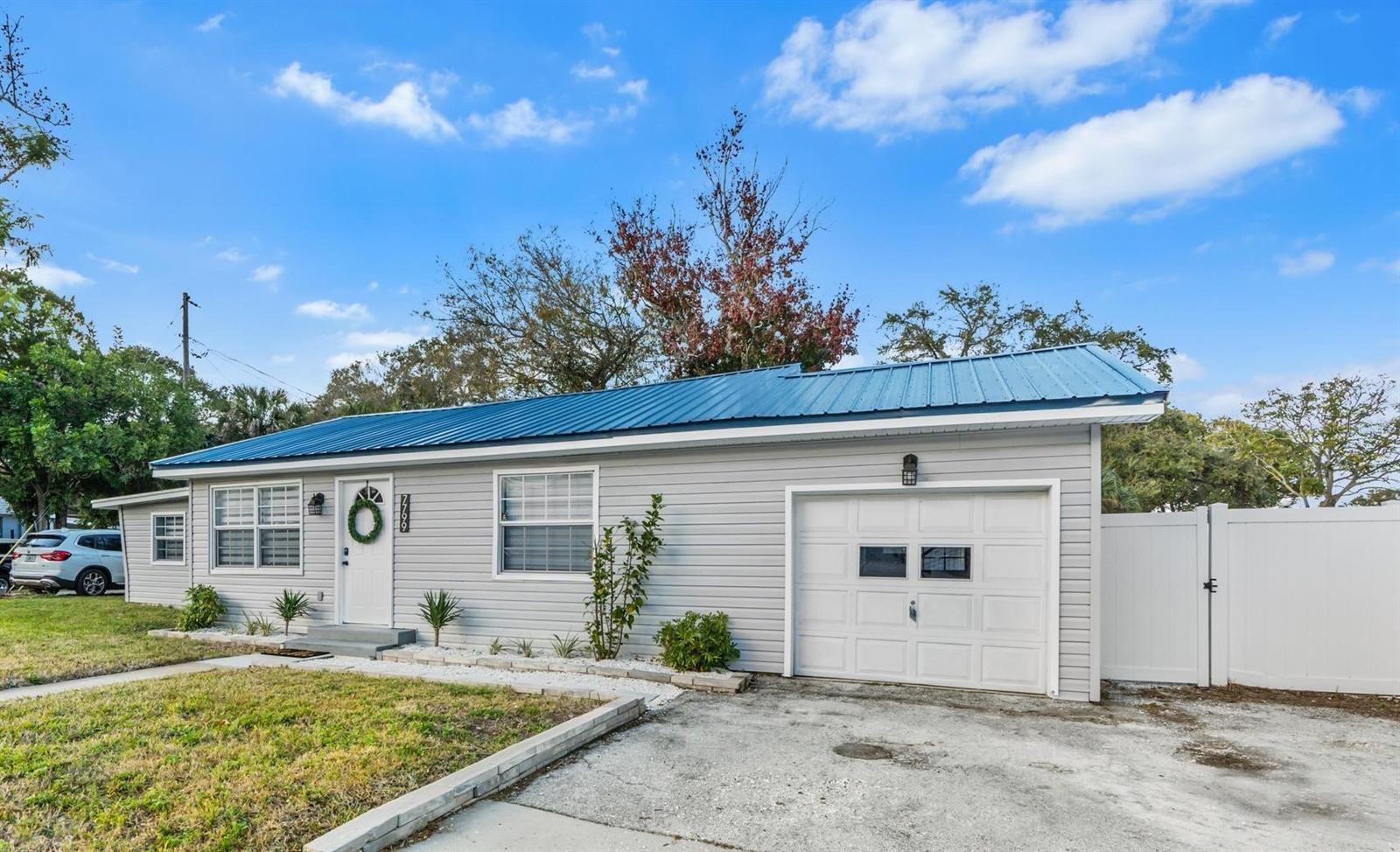 Details for 7799 46th Ave N, ST PETERSBURG, FL 33709