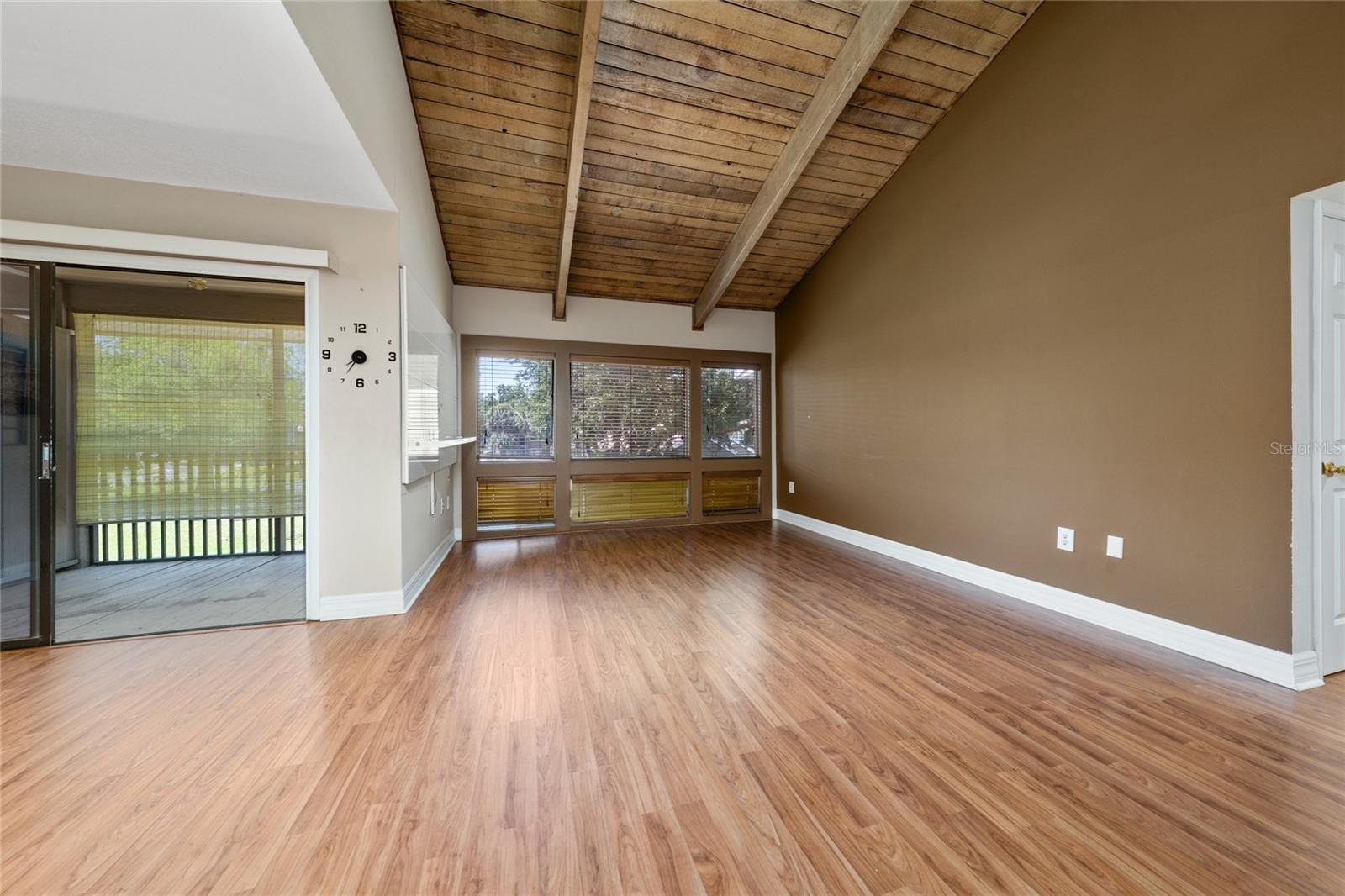 Image 9 of 26 For 5973 Windhover Drive E06