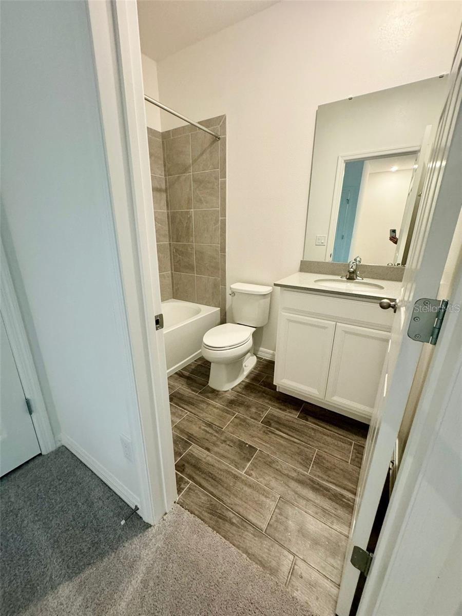 Image 17 of 21 For 7019 Twilight Bay Drive