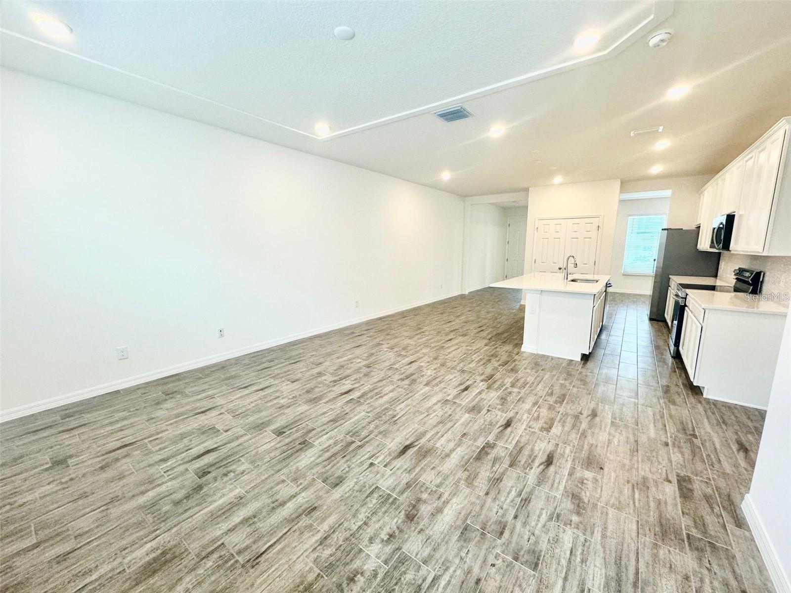 Image 2 of 21 For 7019 Twilight Bay Drive