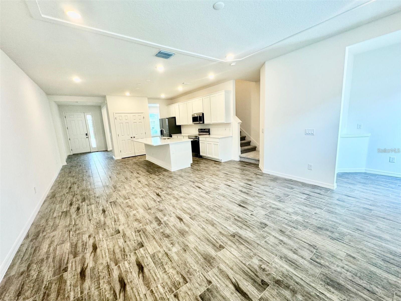 Image 3 of 21 For 7019 Twilight Bay Drive