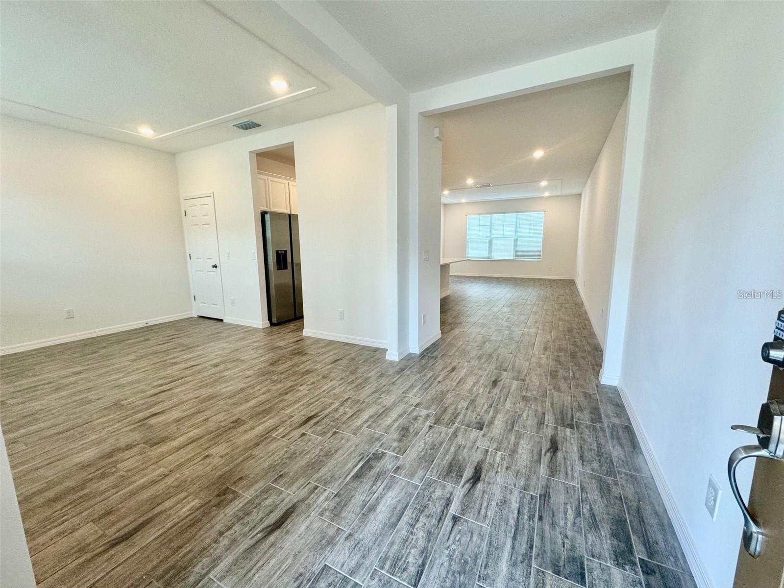 Image 5 of 21 For 7019 Twilight Bay Drive