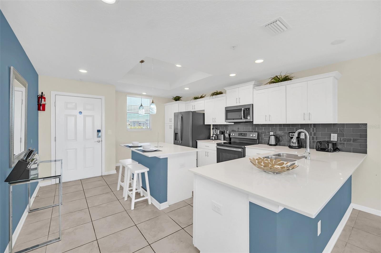 Image 6 of 24 For 4721 Clock Tower Drive 304