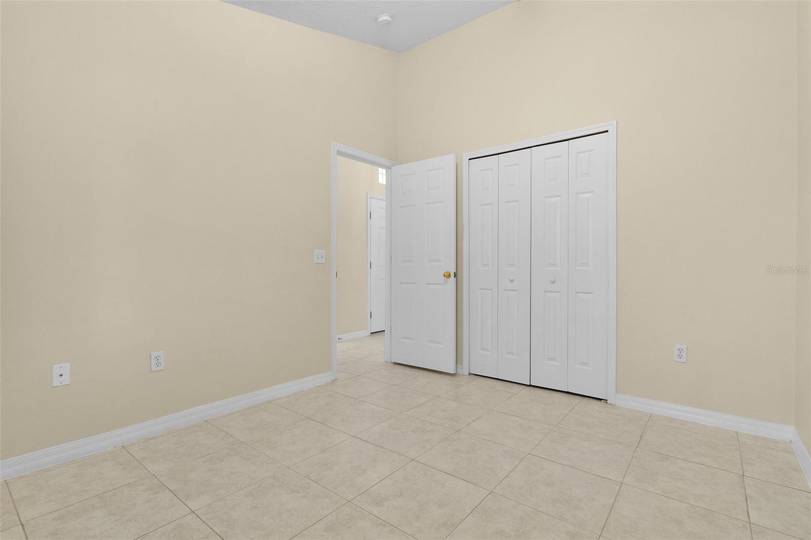 Image 11 of 52 For 2546 Crown Ridge Circle