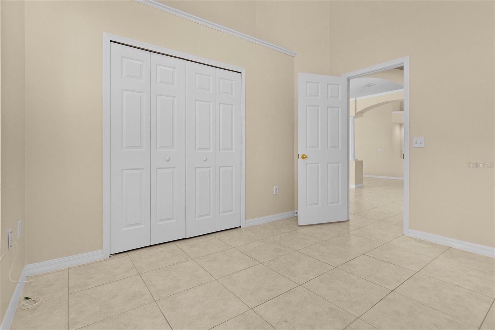 Image 20 of 52 For 2546 Crown Ridge Circle