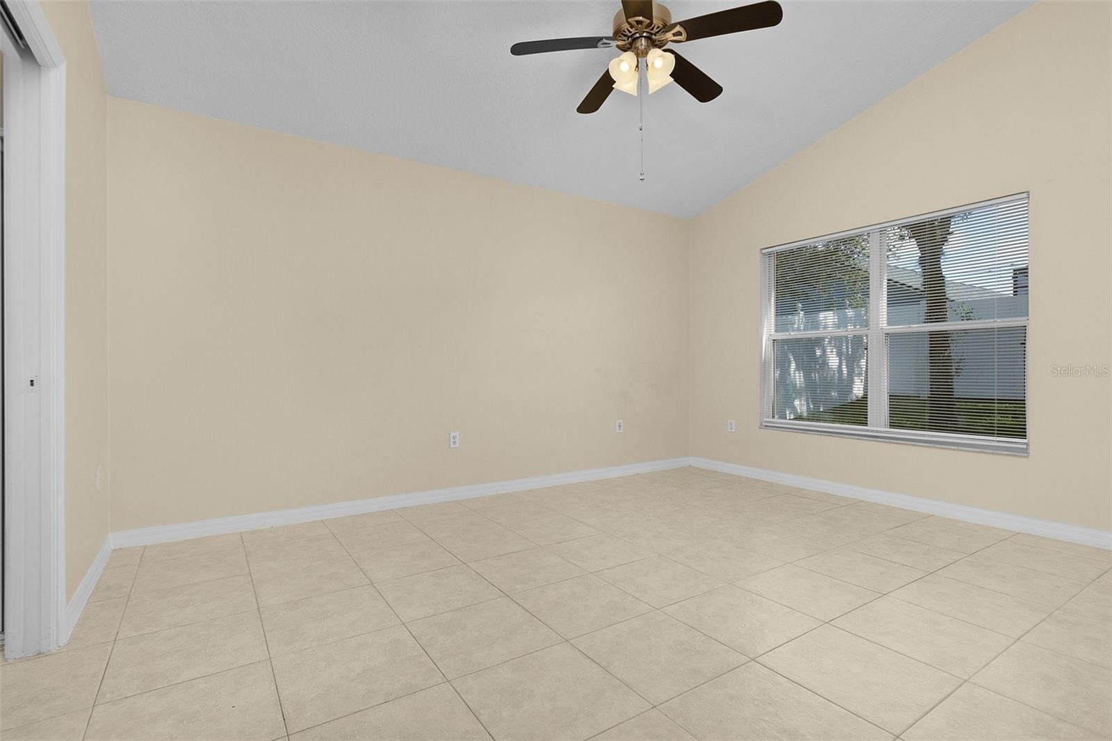 Image 22 of 52 For 2546 Crown Ridge Circle
