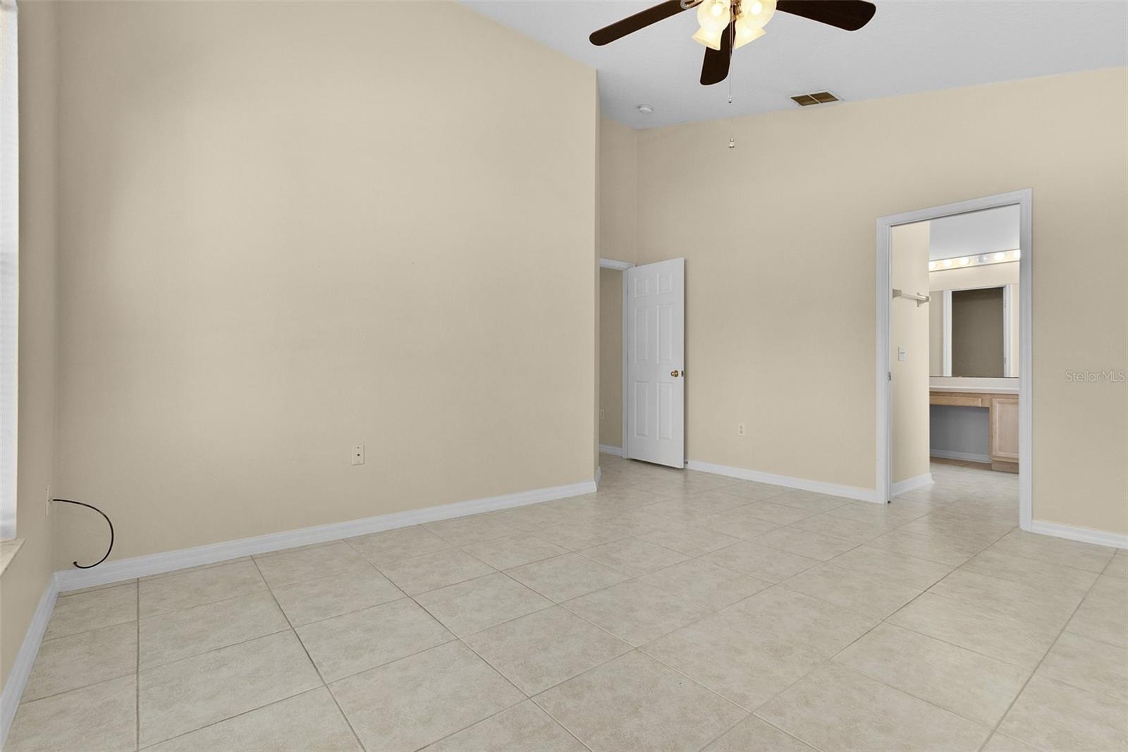 Image 24 of 52 For 2546 Crown Ridge Circle