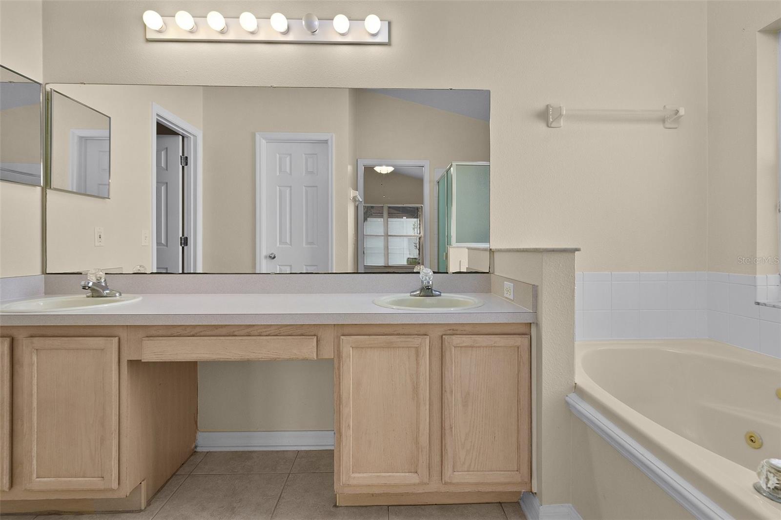 Image 26 of 52 For 2546 Crown Ridge Circle