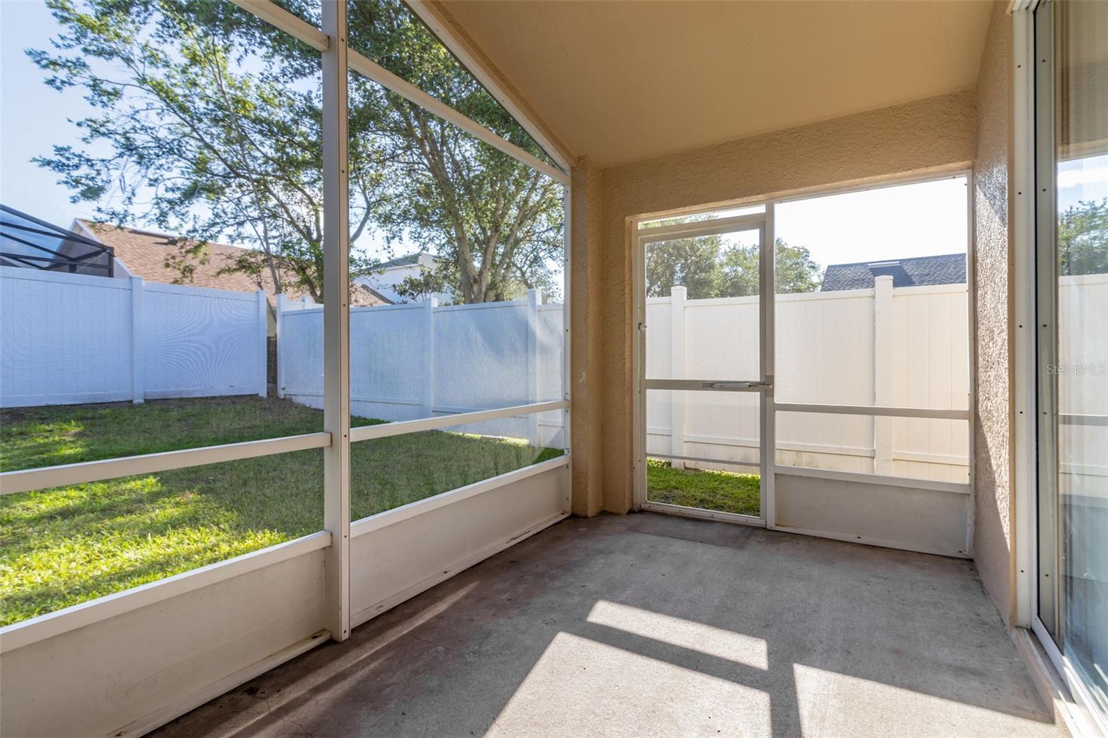 Image 40 of 52 For 2546 Crown Ridge Circle