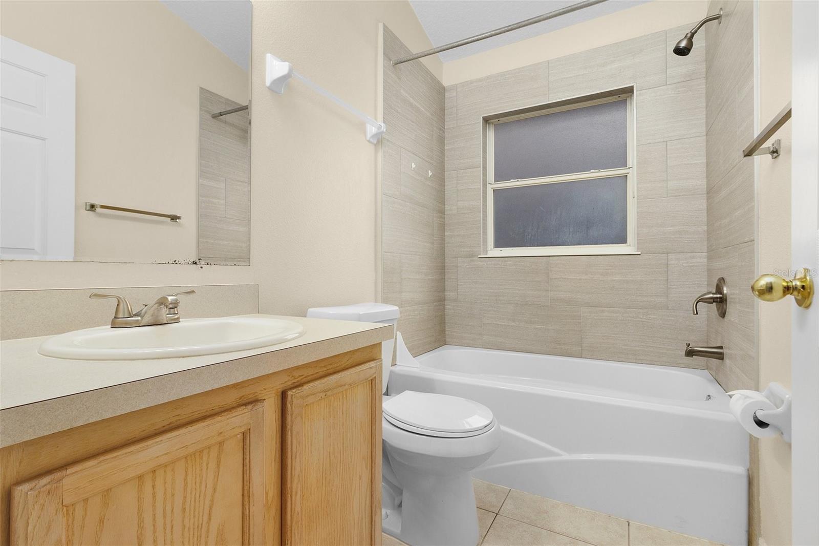 Image 7 of 52 For 2546 Crown Ridge Circle