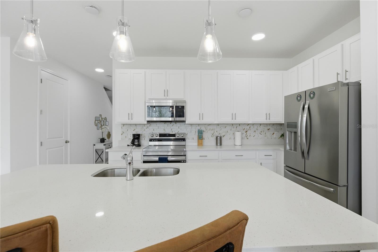 Image 10 of 43 For 710 Longboat Drive