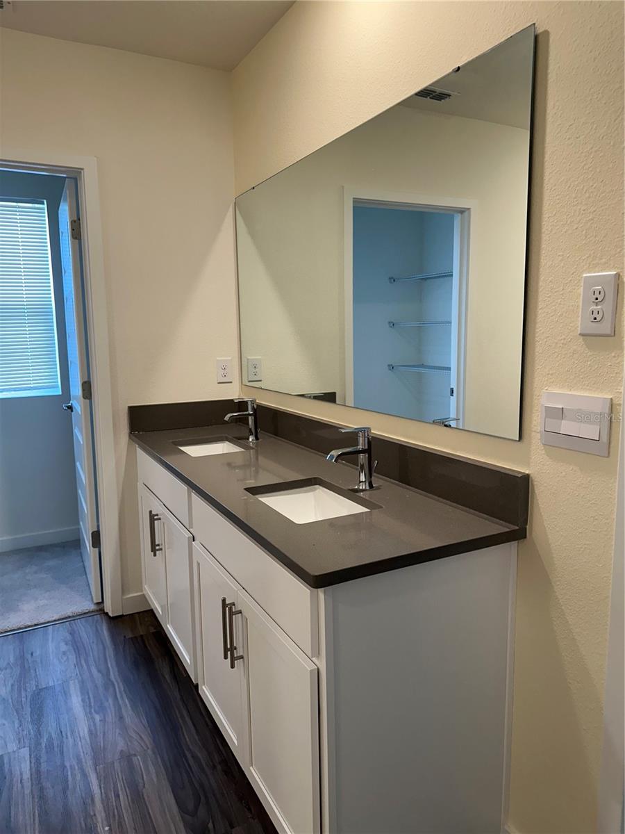 Image 14 of 21 For 412 Chayne Place