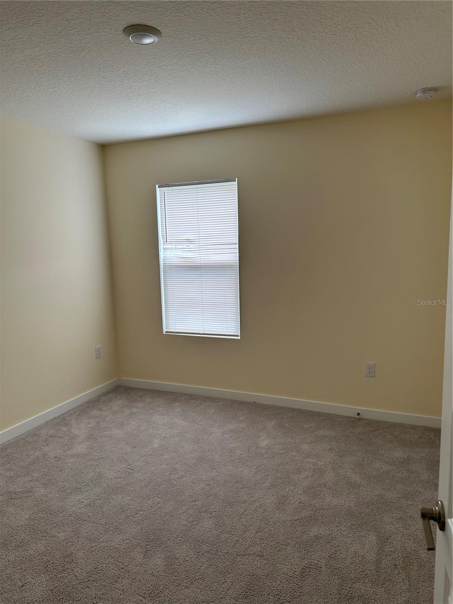 Image 18 of 21 For 412 Chayne Place