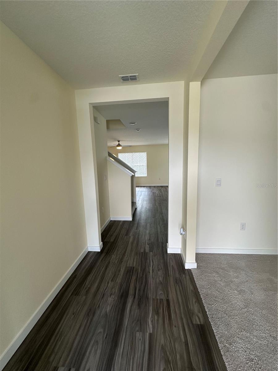 Image 4 of 21 For 412 Chayne Place