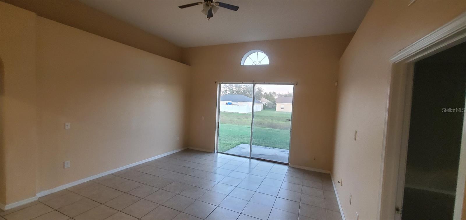 Image 4 of 10 For 810 Terranova Road