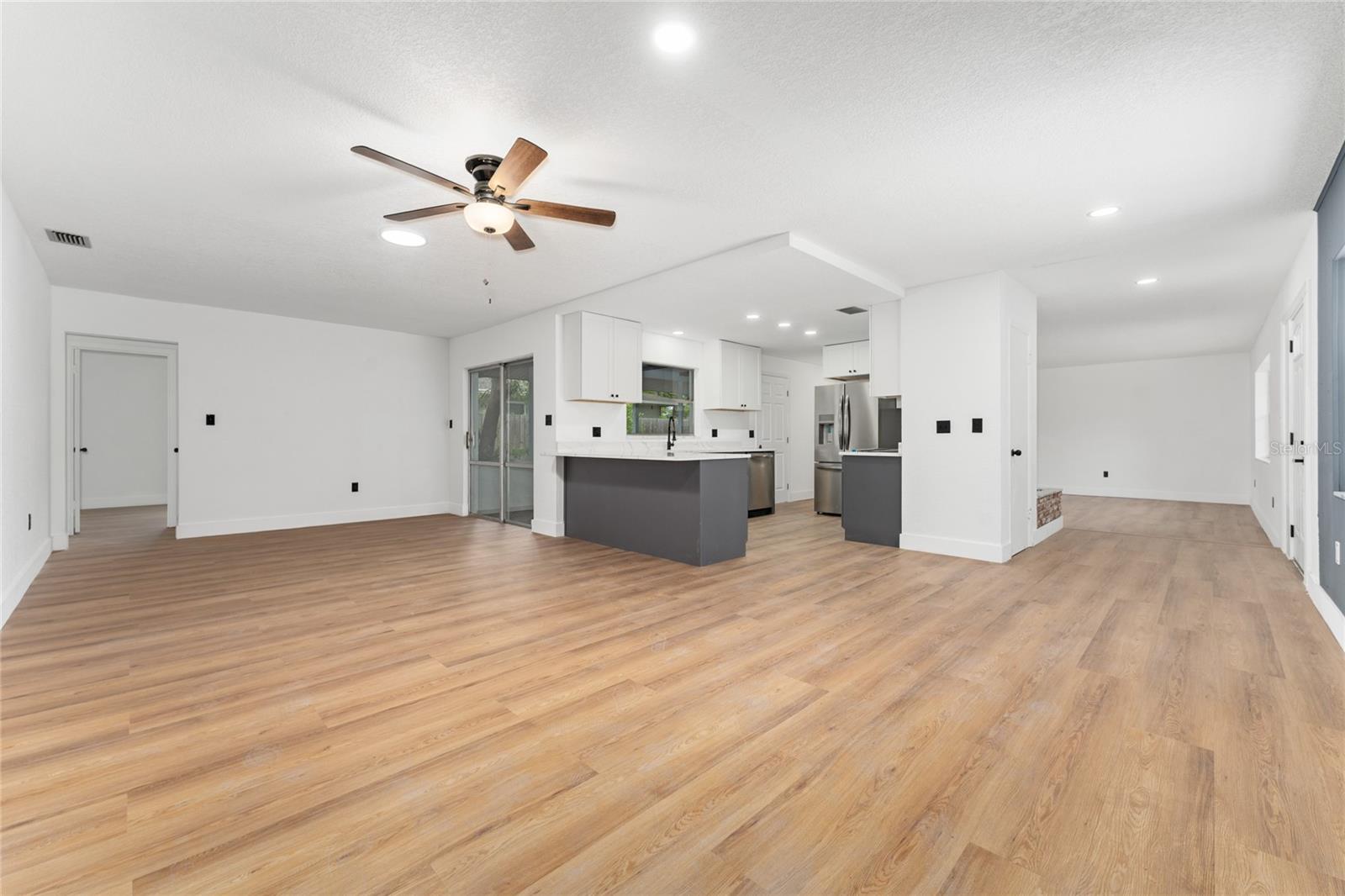 Image 9 of 37 For 2817 Arrow Lane