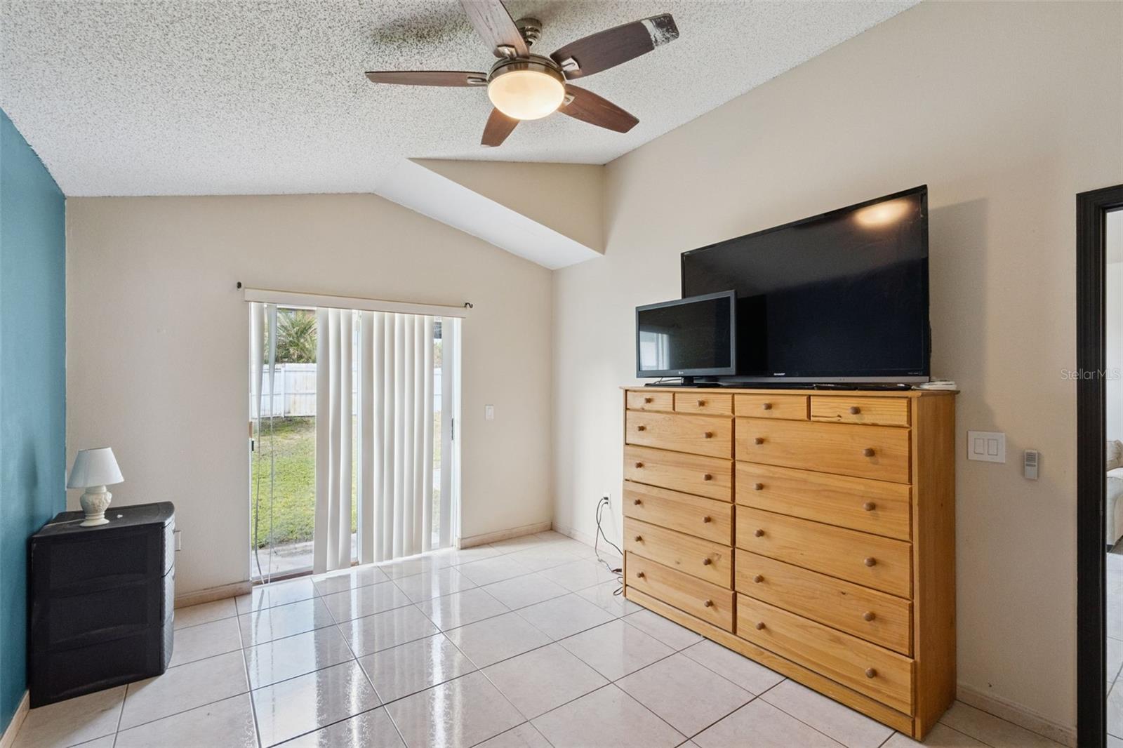 Image 5 of 20 For 1728 Brook Hollow Drive