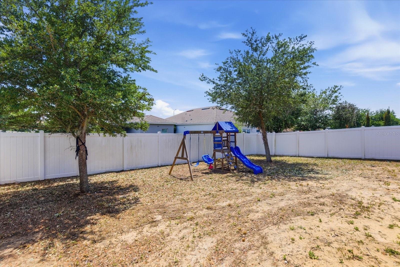 Image 15 of 20 For 488 Meadow Pointe Drive