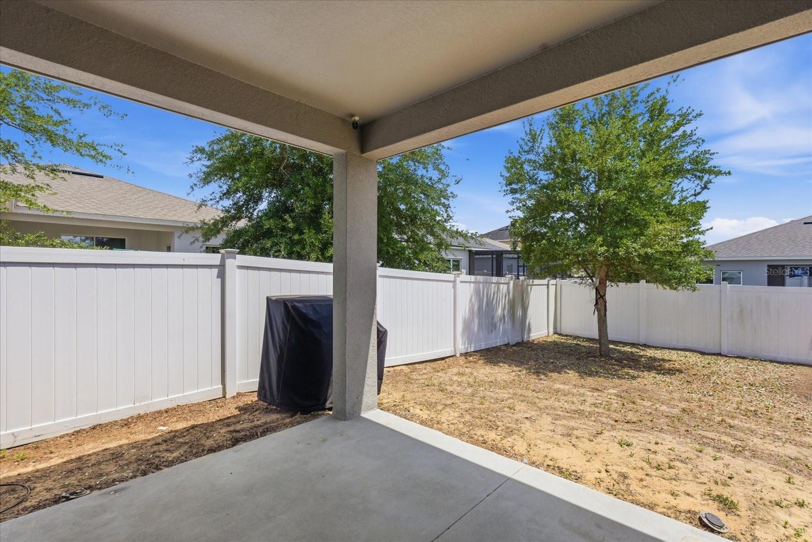 Image 16 of 20 For 488 Meadow Pointe Drive
