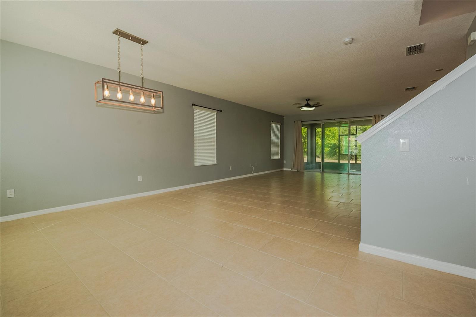 Image 4 of 13 For 633 Ogelthorpe Drive
