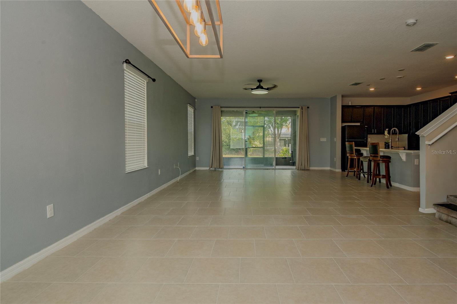 Image 5 of 13 For 633 Ogelthorpe Drive
