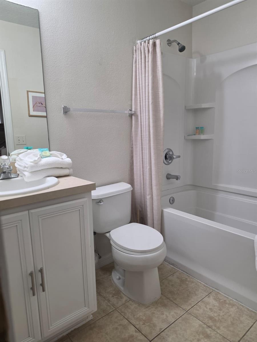 Image 18 of 34 For 5520 Paradise Cay Circle