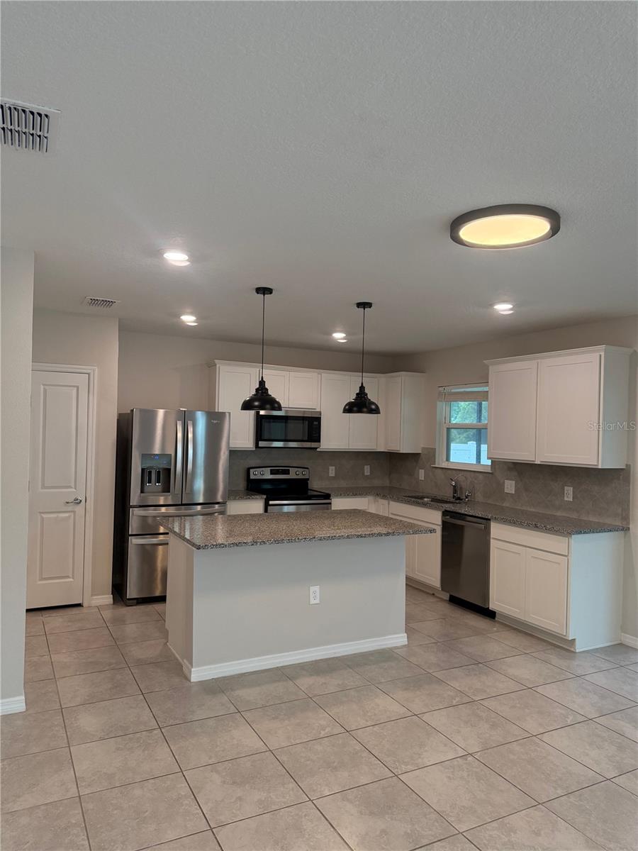 Image 8 of 35 For 1042 Michelangelo Lane