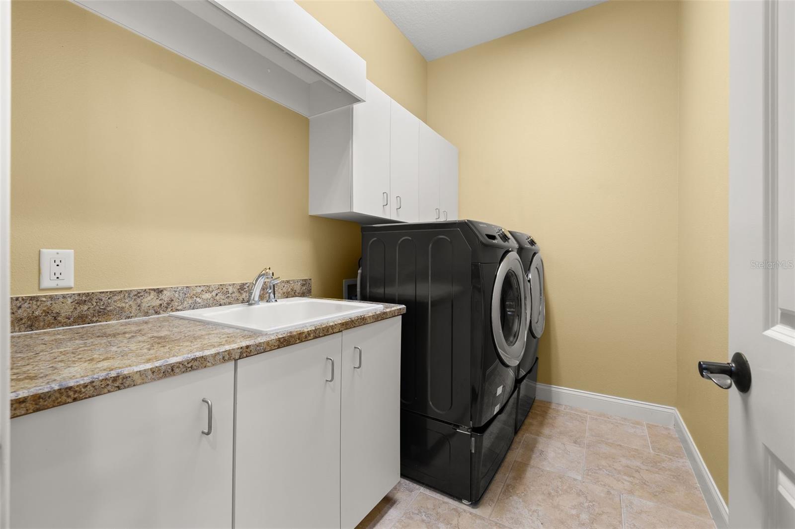 Image 41 of 100 For 6535 Eagle Ridge Way