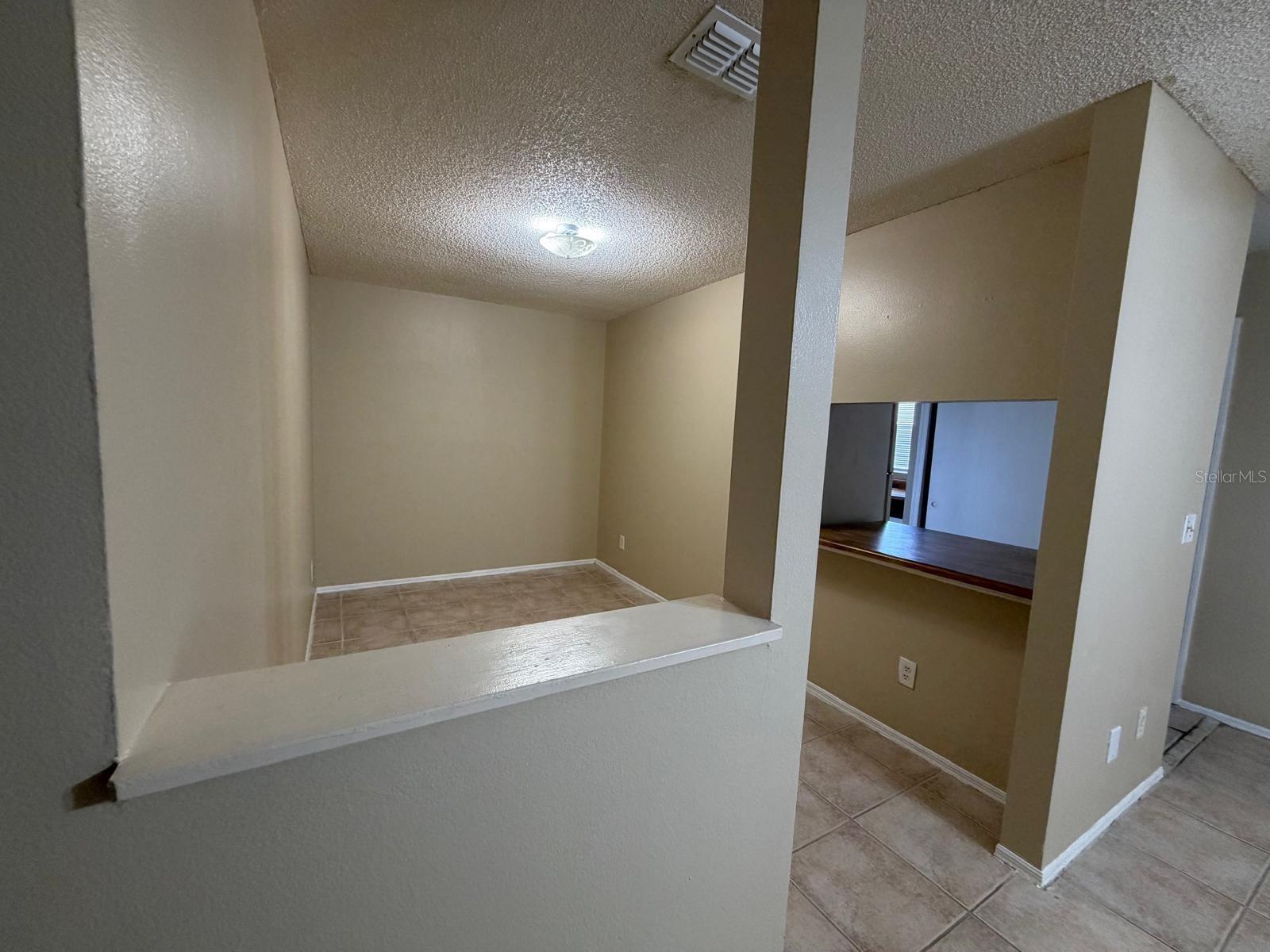 Image 5 of 11 For 4240 Pershing Pointe Place 7