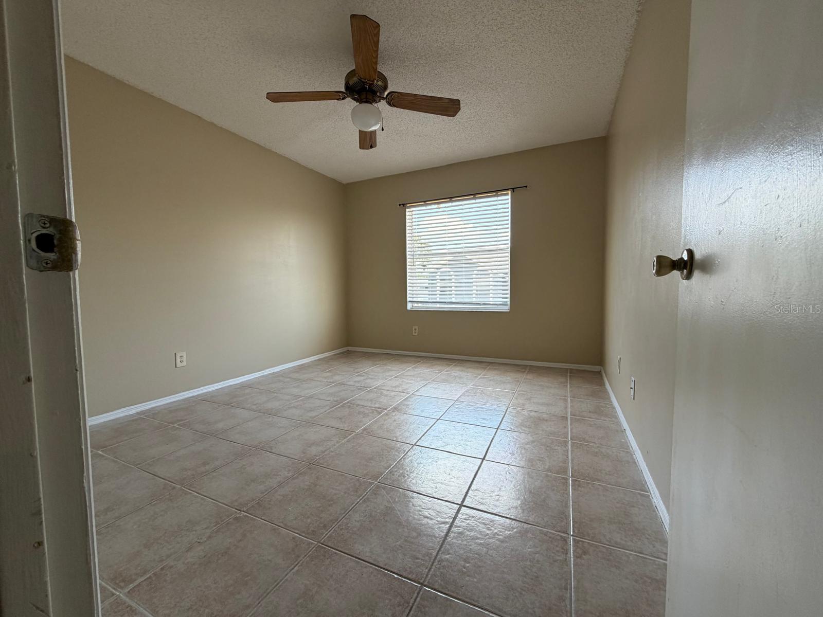 Image 6 of 11 For 4240 Pershing Pointe Place 7