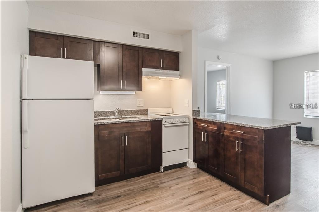 Image 3 of 6 For 9013 Westchester Circle 29 Apt E