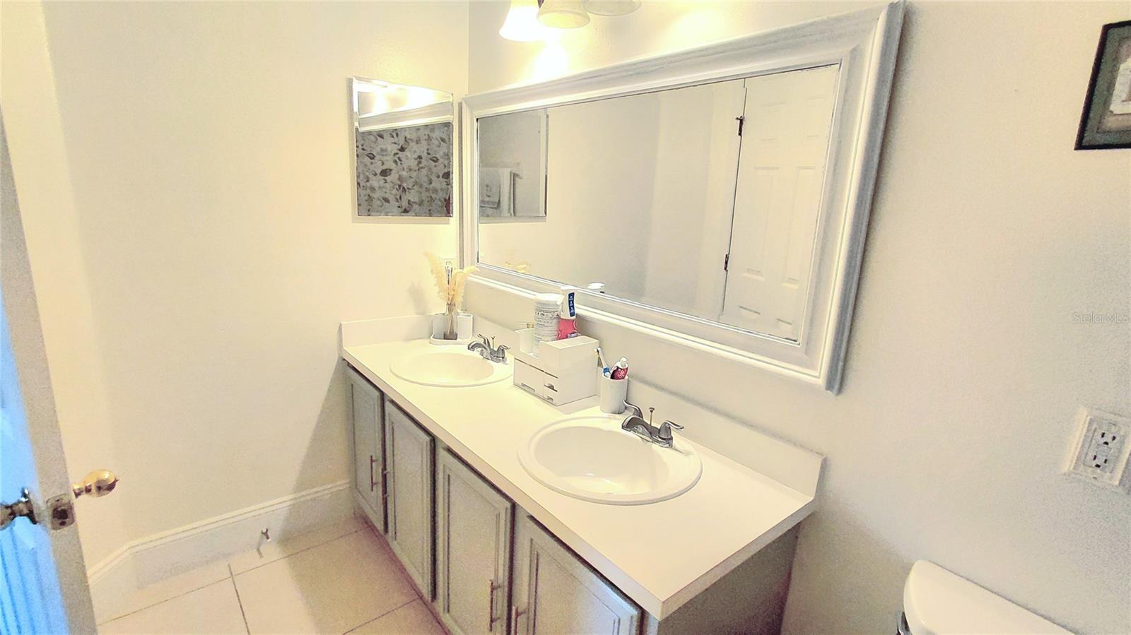 Image 41 of 60 For 484 Britten Drive