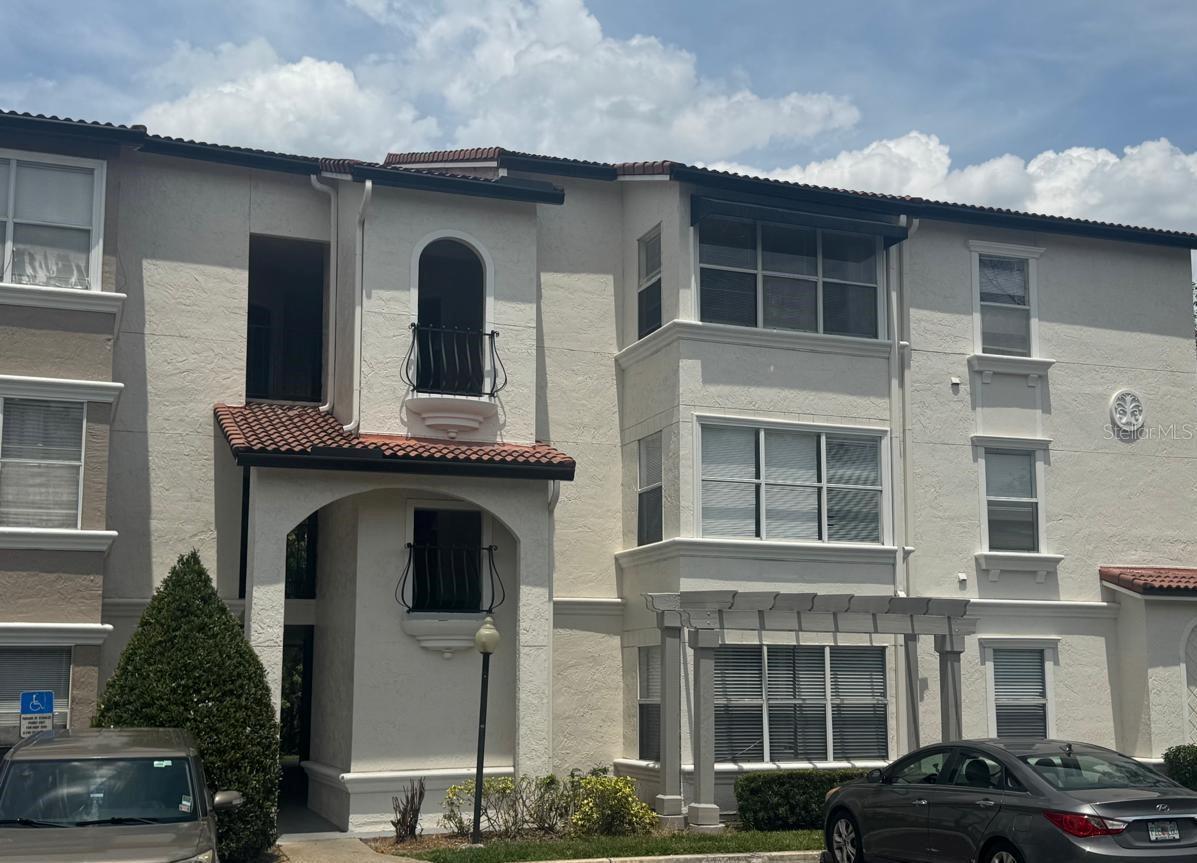 Listing Details for 5120 Conroy Road 28, ORLANDO, FL 32811