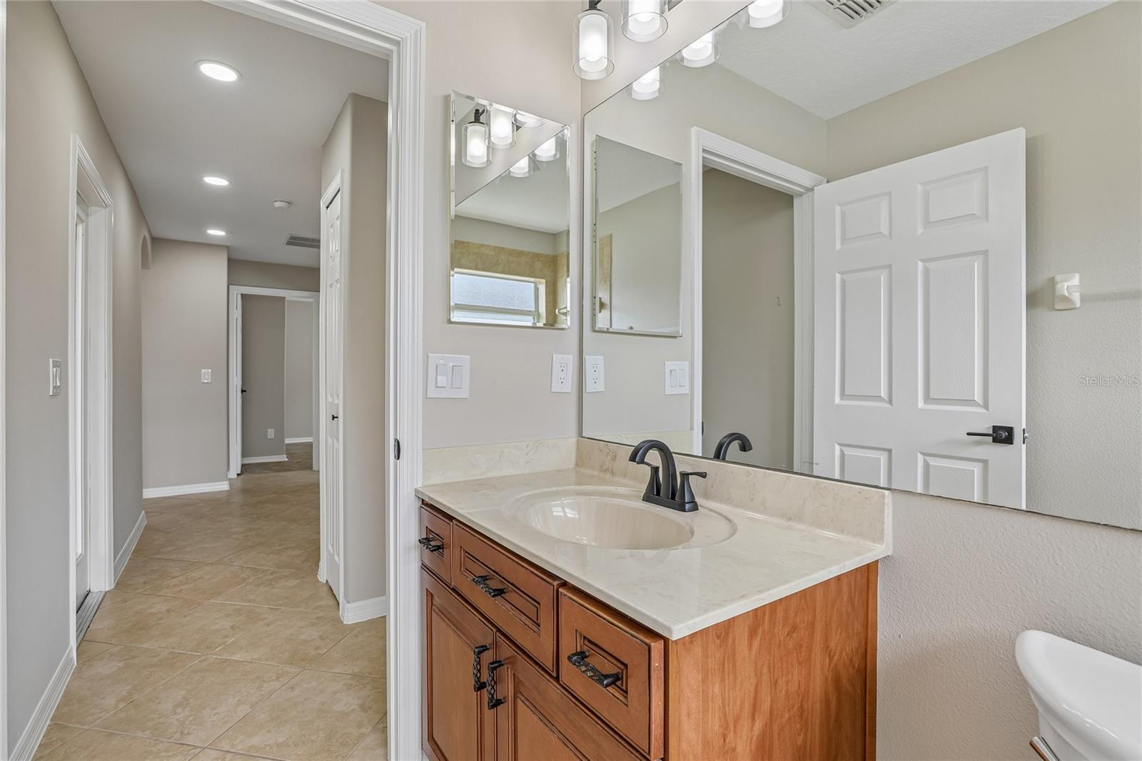 Image 22 of 49 For 4612 Huron Bay Circle