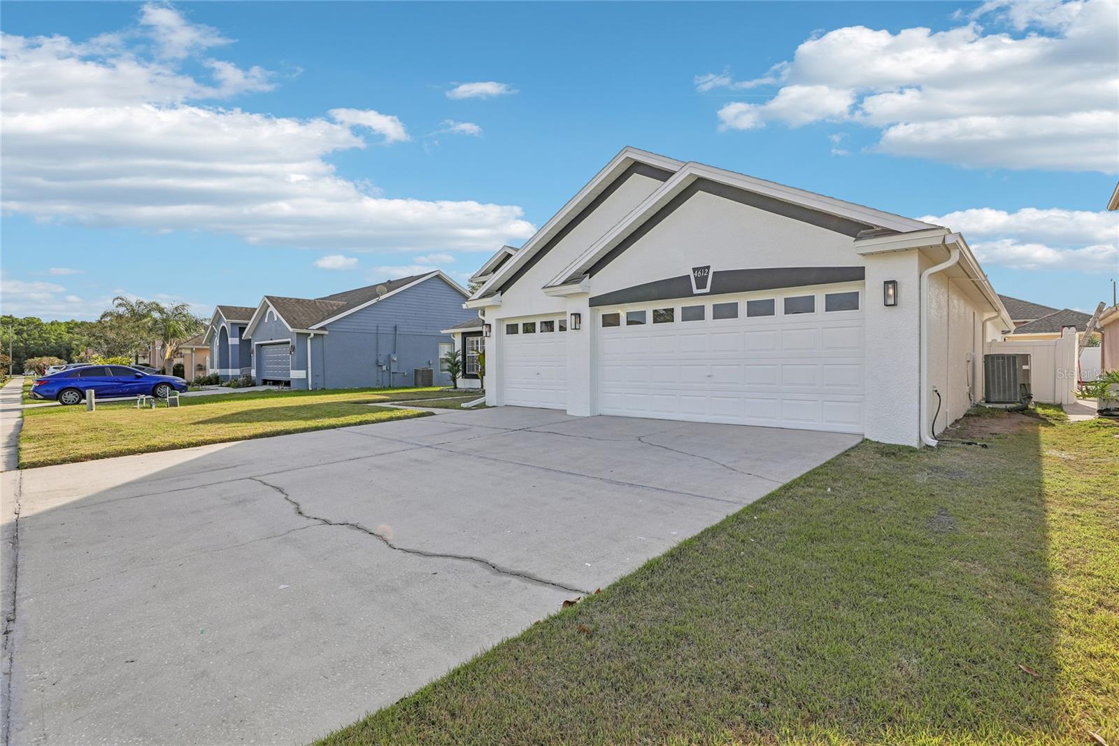 Image 3 of 49 For 4612 Huron Bay Circle