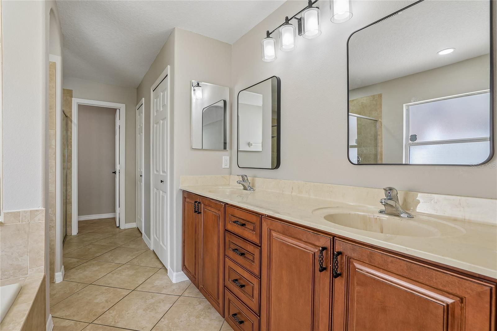 Image 31 of 49 For 4612 Huron Bay Circle