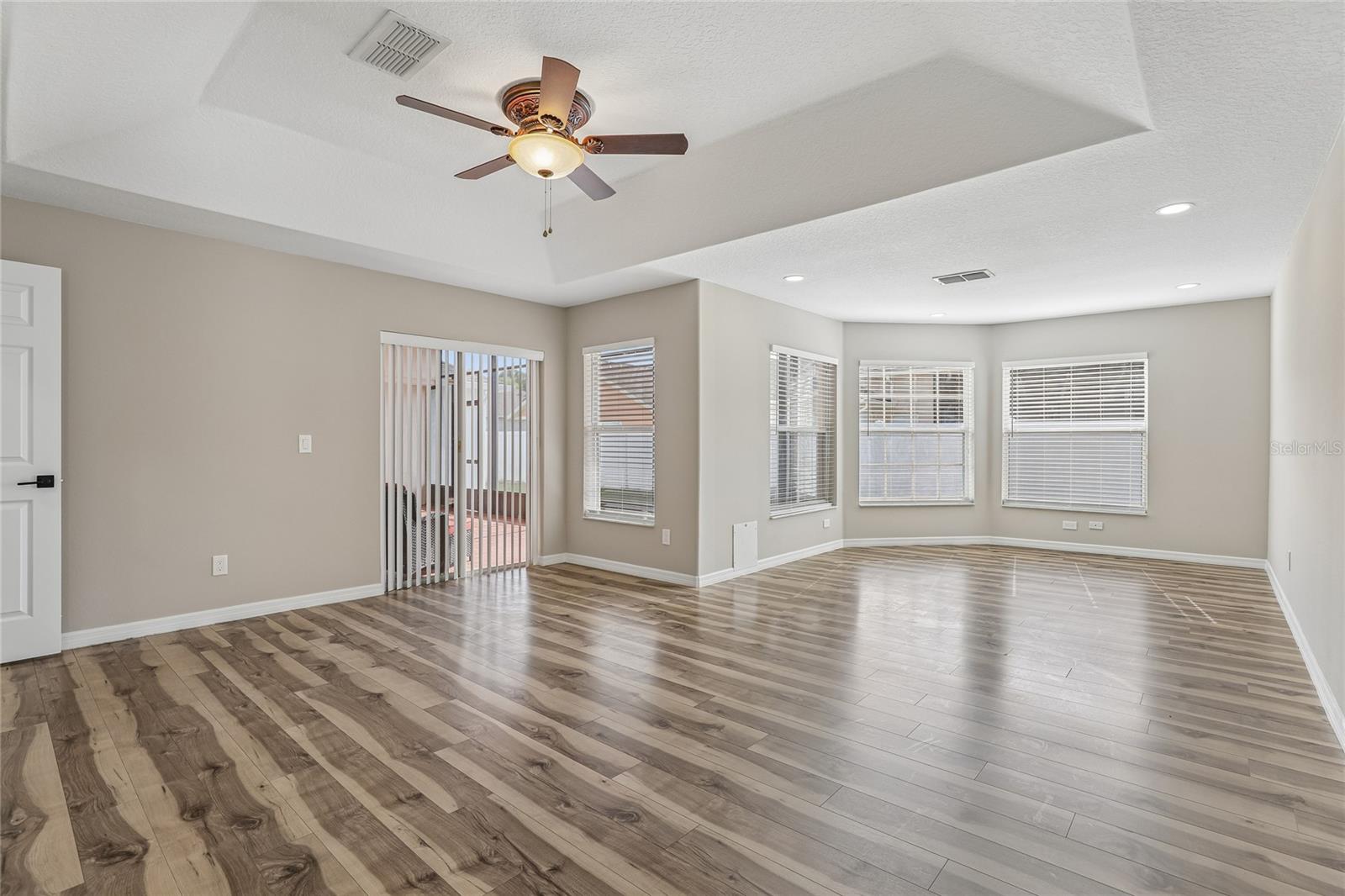 Image 36 of 49 For 4612 Huron Bay Circle
