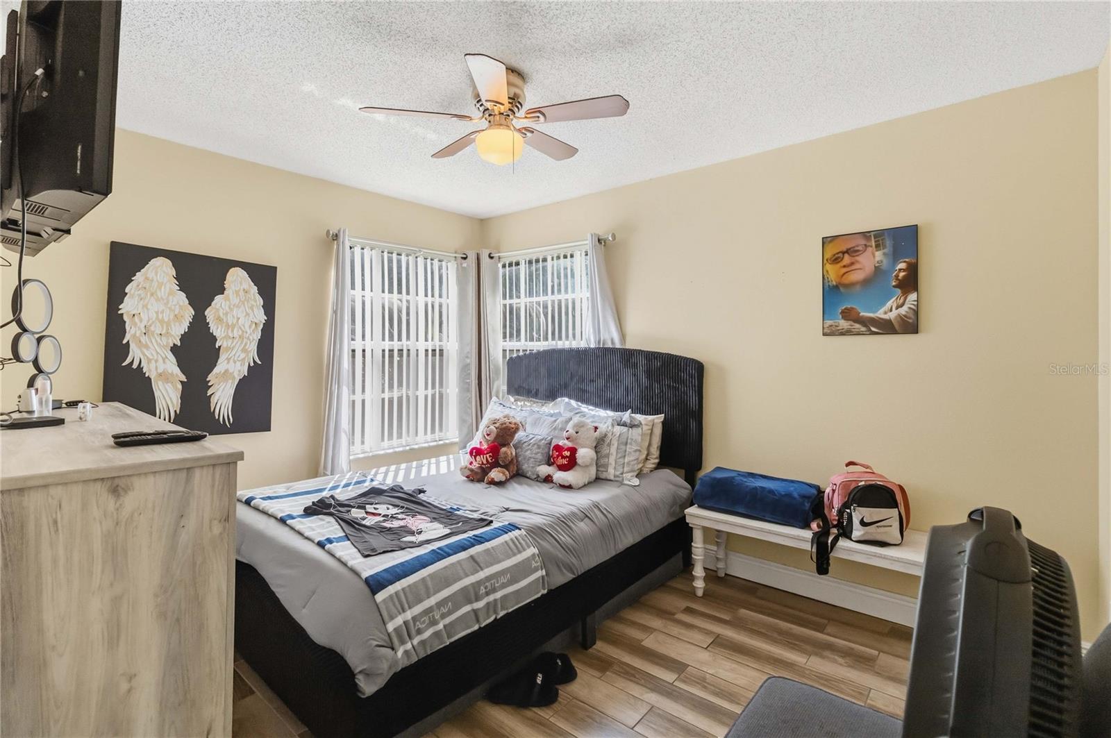 Image 19 of 40 For 2033 Royal Bay Blvd  51