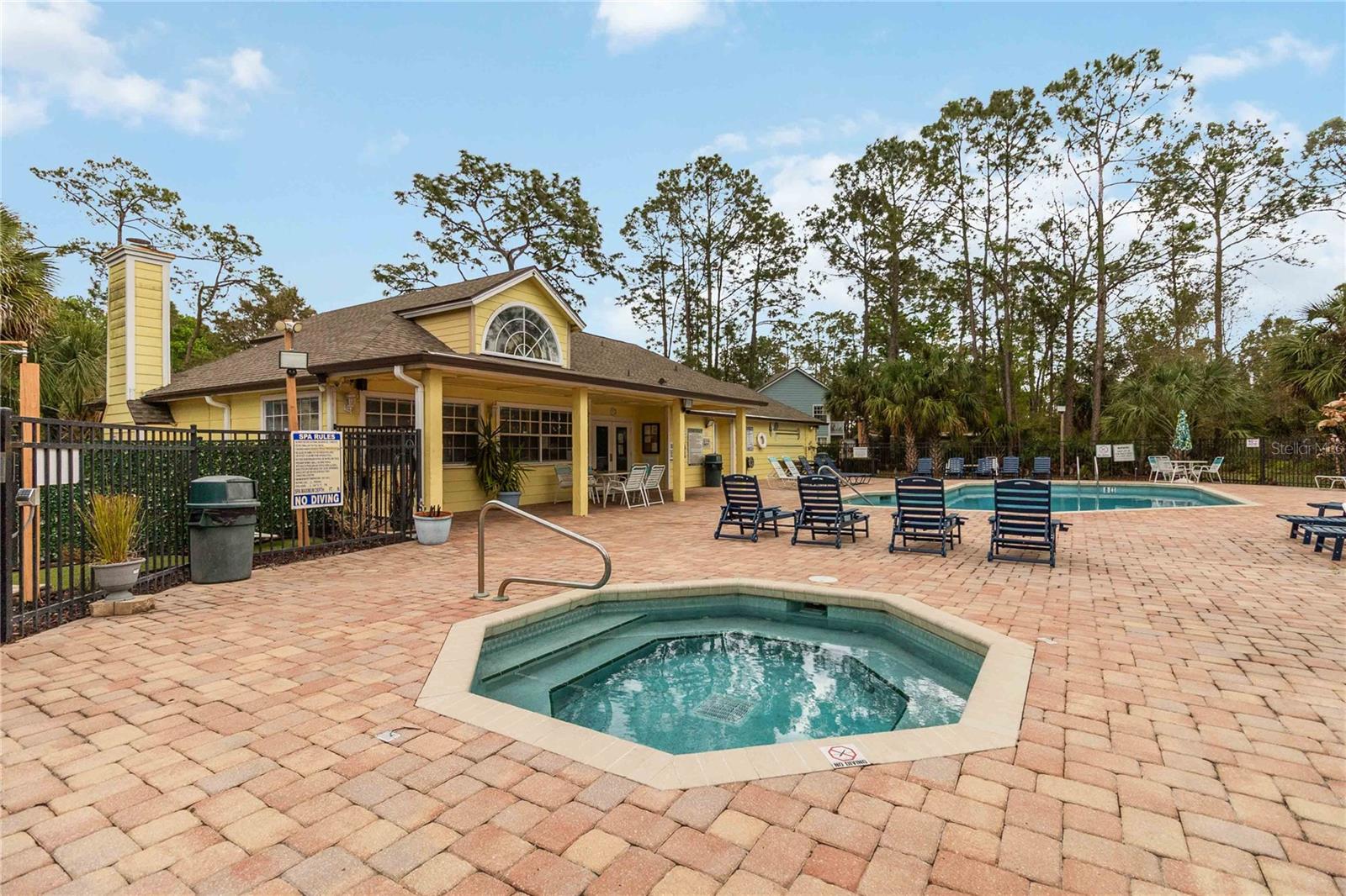 Image 36 of 40 For 2033 Royal Bay Blvd  51