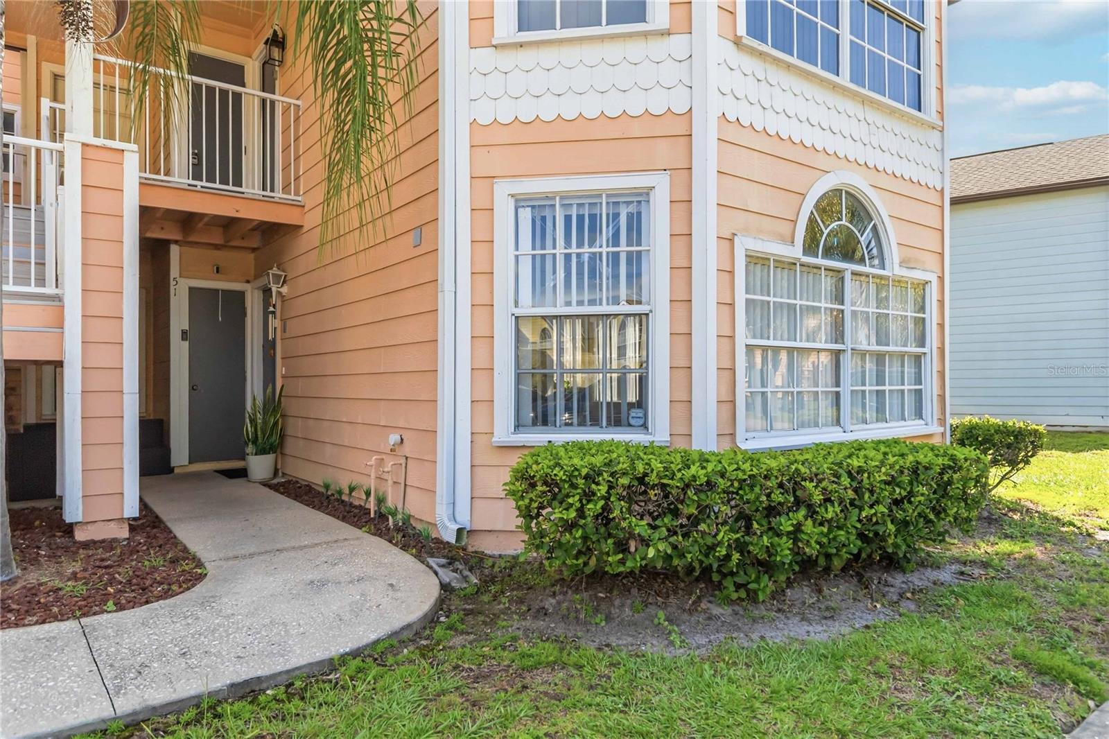 Image 5 of 40 For 2033 Royal Bay Blvd  51
